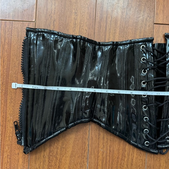 Black Patent Faux Leather Zip Corset sz Small - Picture 10 of 11